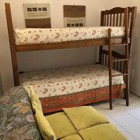 San Teodoro, Villino Vicino Spiaggia, Bologna *