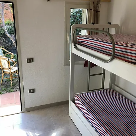 Шале San Teodoro, Villino Vicino Spiaggia, Bologna Сан-Теодоро